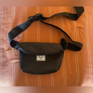 Herschel belt bag